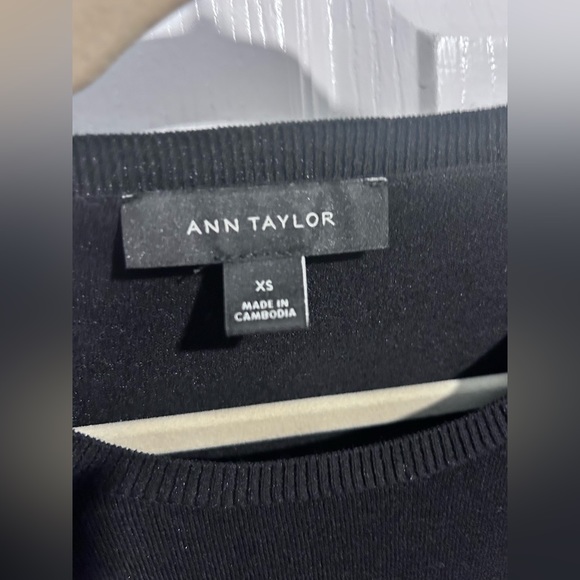 Ann Taylor Black Sweater - Picture 8 of 10